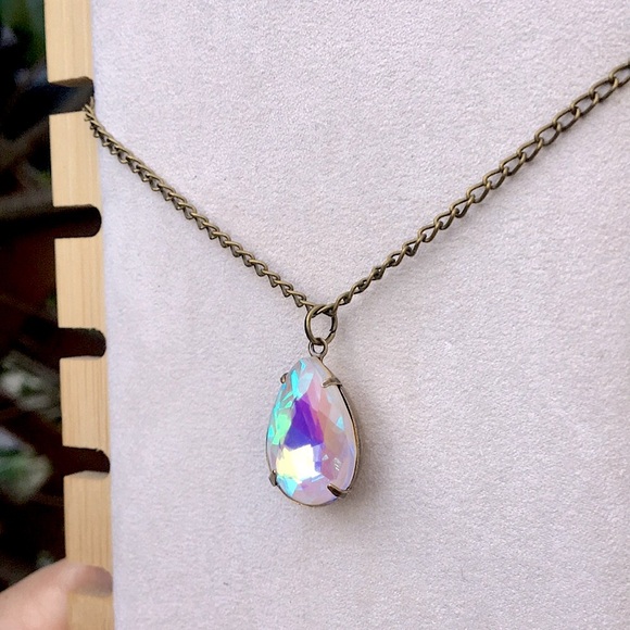 Iridescent White AB Unicorn 🦄 Crystal Drop Necklace - Picture 4 of 7